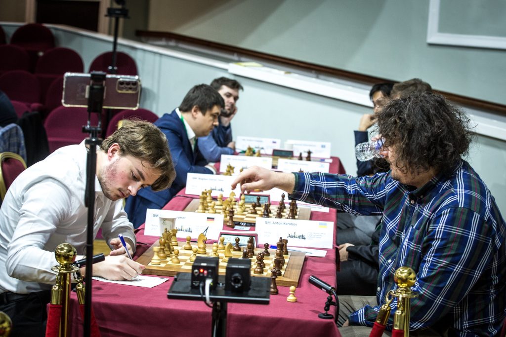 Grand Swiss: Nakamura co-leader