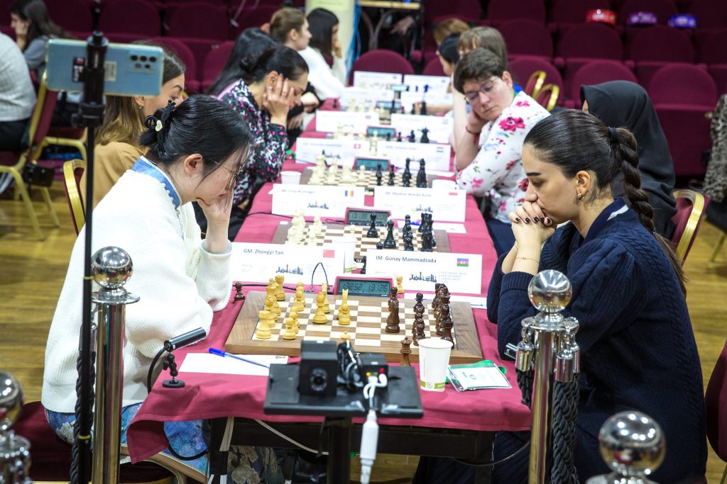 chess24 - Hikaru, Vidit or Esipenko? Who'll Bag The Candidates Spot?  Vaishali or Anna? Who'll Win It All? FIDE Grand Swiss Finale